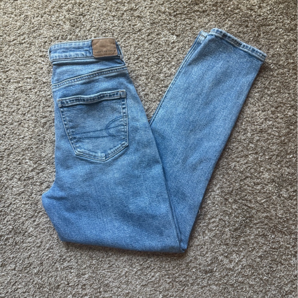 AEO Ripped Mom Jean - Picture 3 of 10